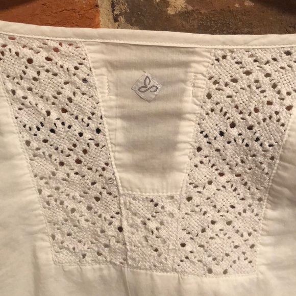 Prana lightweight shirt w/embroidered panels - Picture 4 of 5